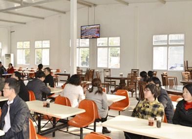 企業(yè)單位飯?zhí)冒咐?>
		    				<div   id=